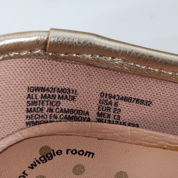 Wonder Nation Glittered Sparkling Gold Ballet Flat Shoes Bow Toddler US 6 EU 22 - Picture 5 of 6